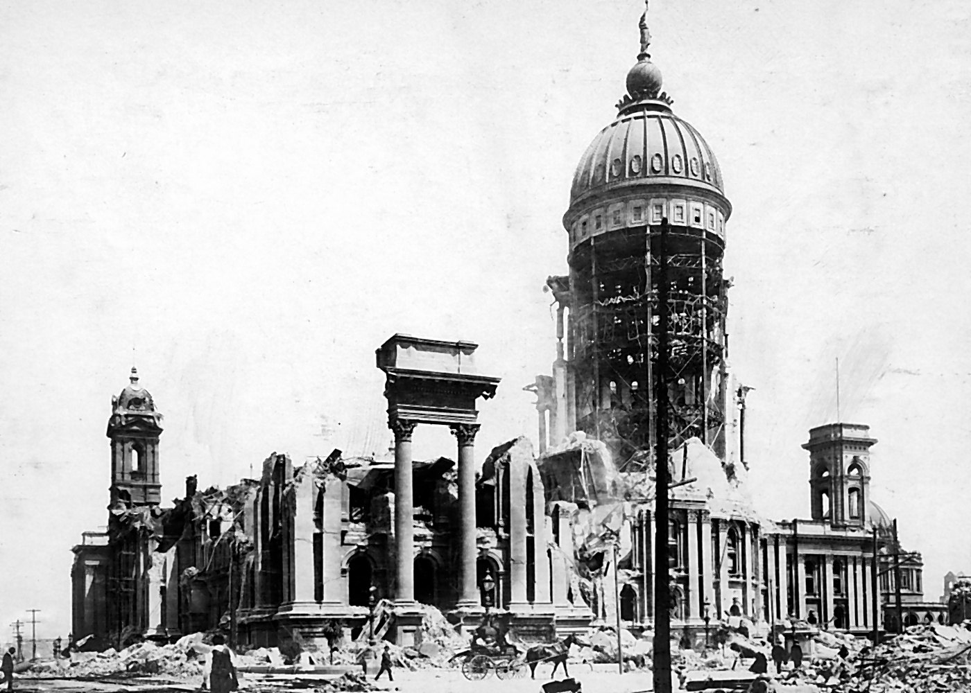 San Francisco City Hall in ruins, April 1906
